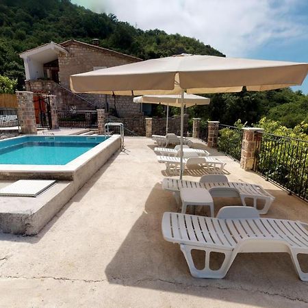 Luka Villa Bečići Luaran gambar