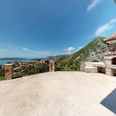 Luka Villa Bečići Luaran gambar