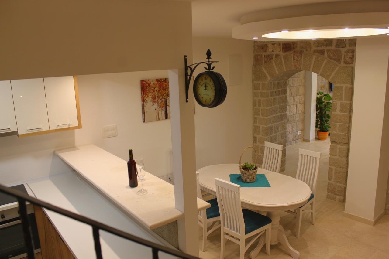 Luka Villa Bečići Luaran gambar