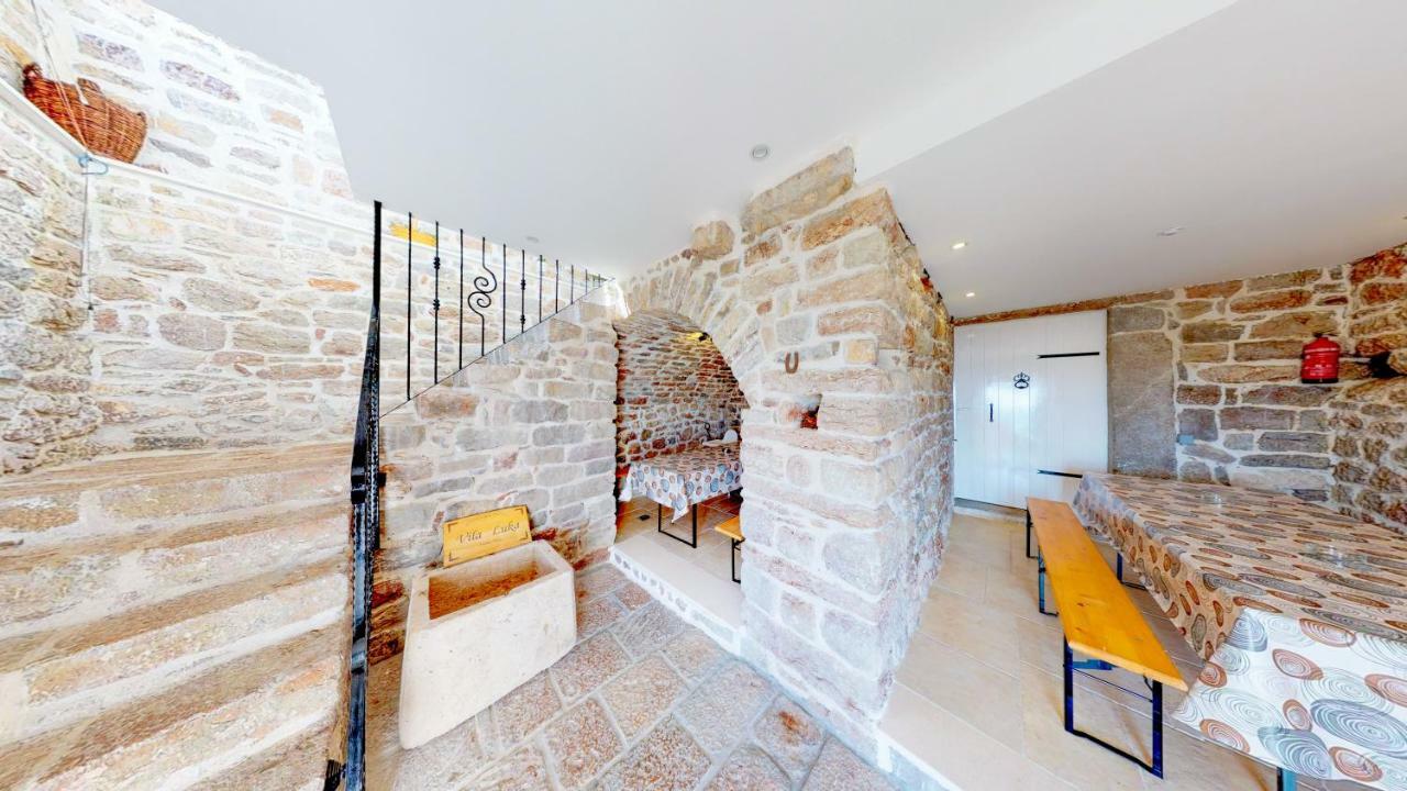 Luka Villa Bečići Luaran gambar